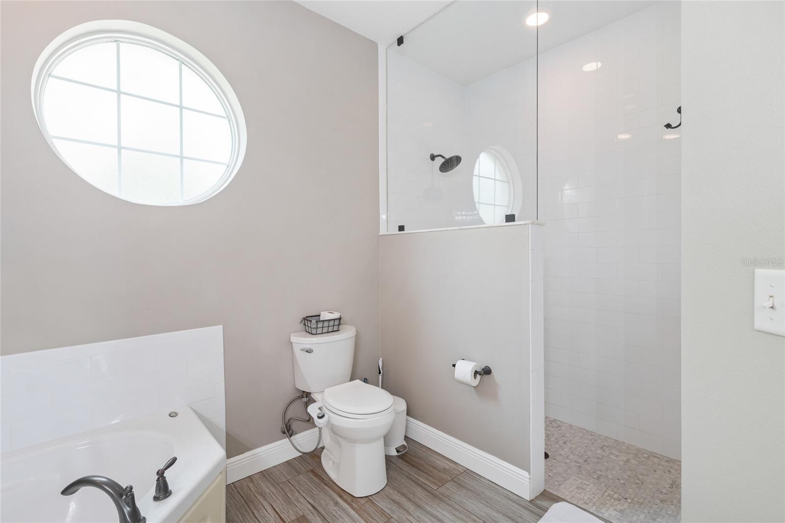 Image 28 of 47 For 26415 81st Drive E