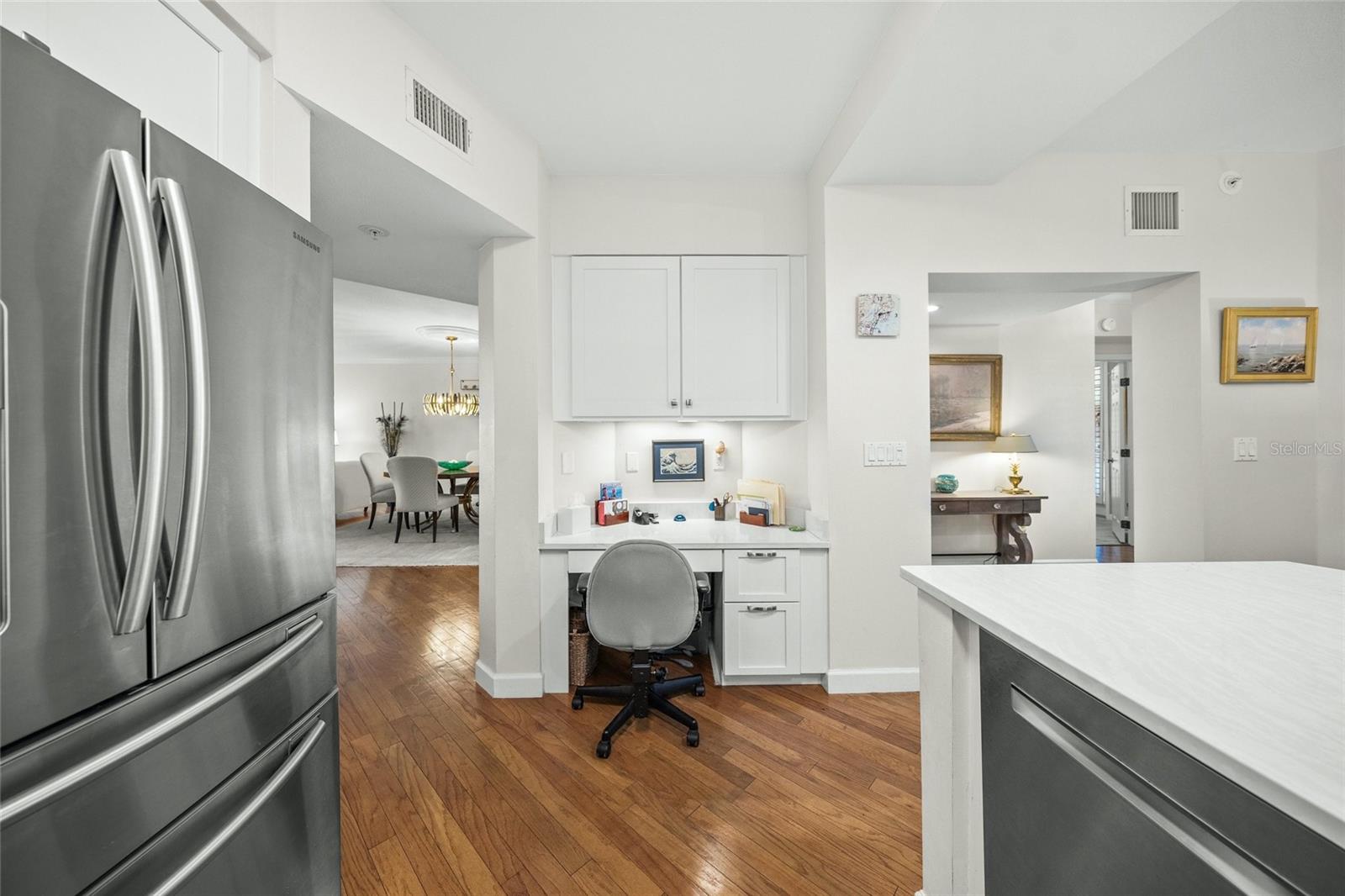 Image 14 of 76 For 1260 Dolphin Bay Way  403