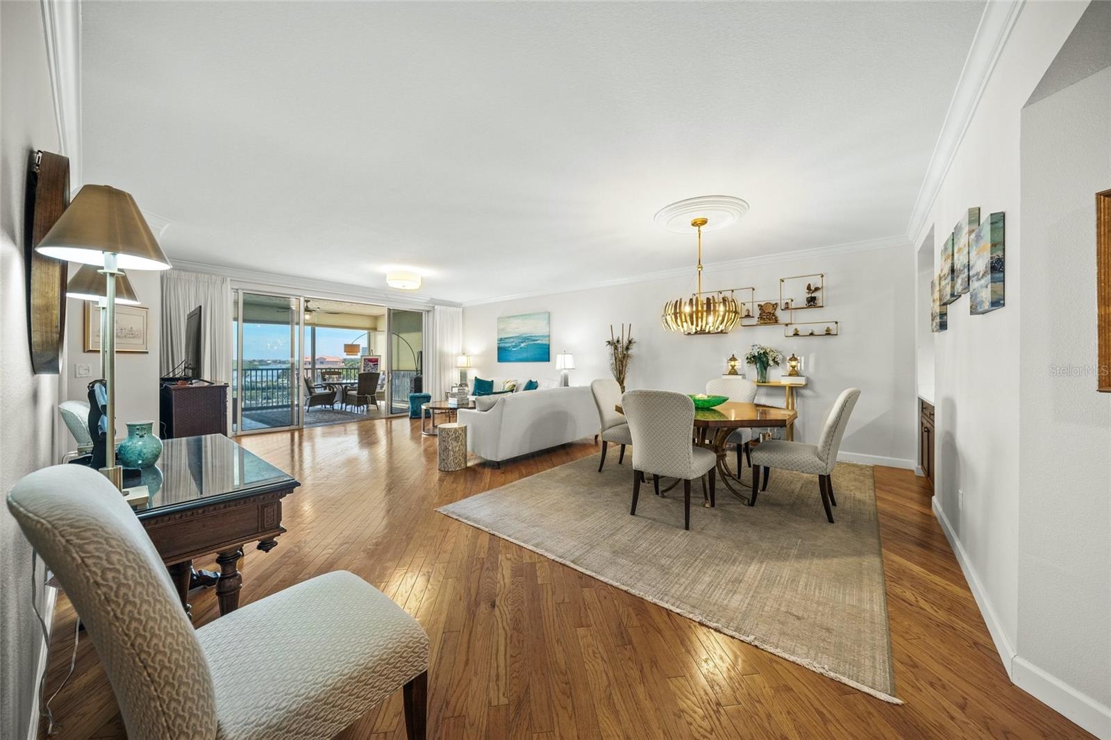 Image 15 of 76 For 1260 Dolphin Bay Way  403