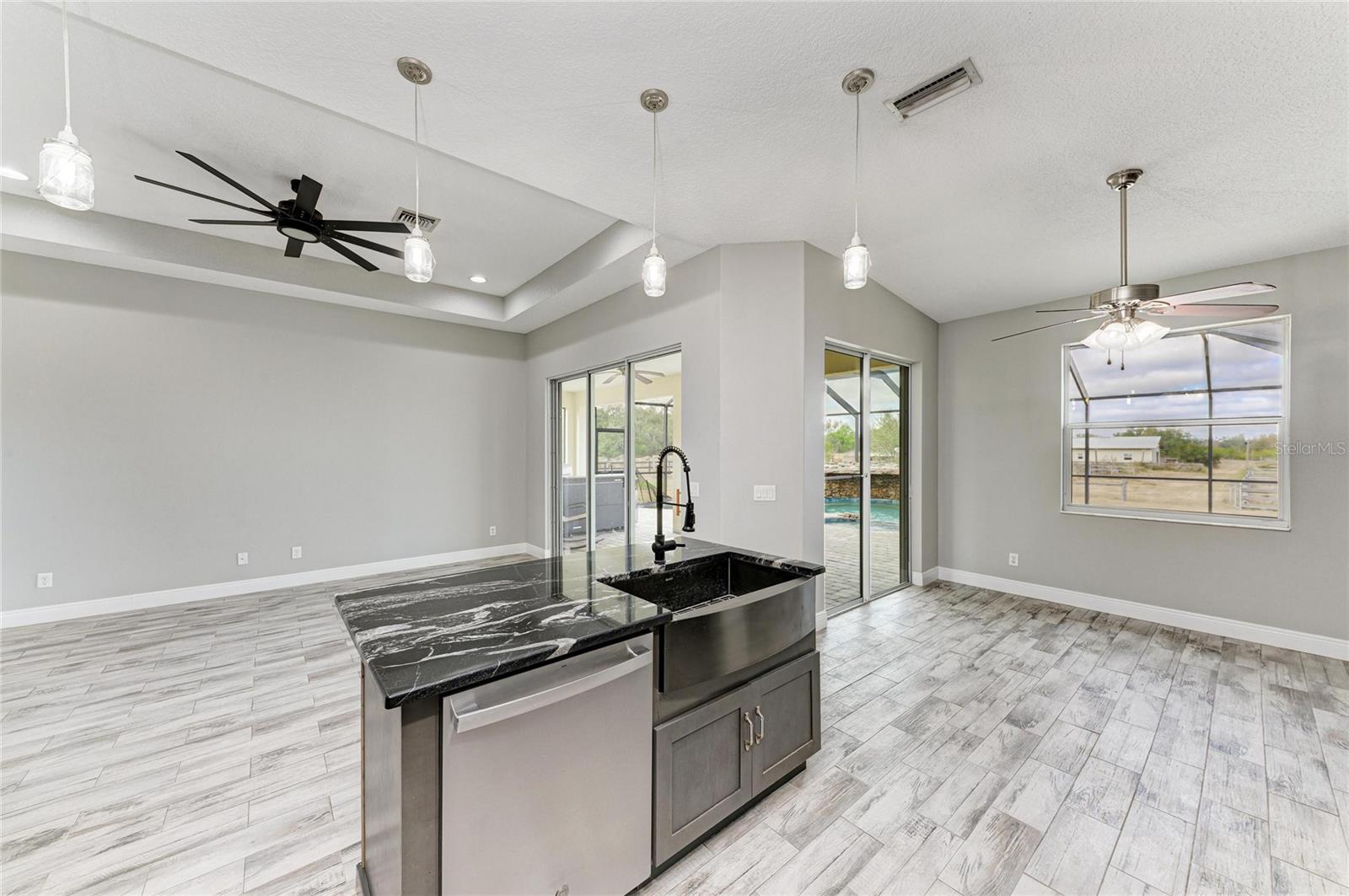 Image 21 of 85 For 13710 Golf Course Road