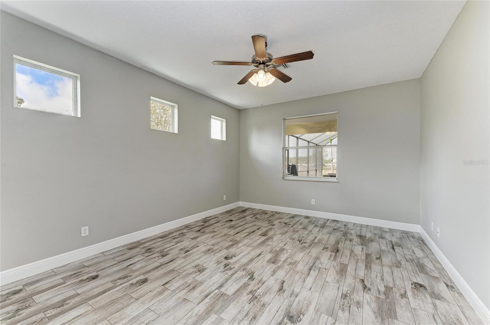 Image 32 of 85 For 13710 Golf Course Road