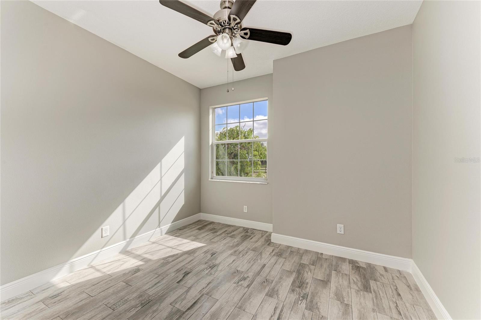 Image 39 of 85 For 13710 Golf Course Road