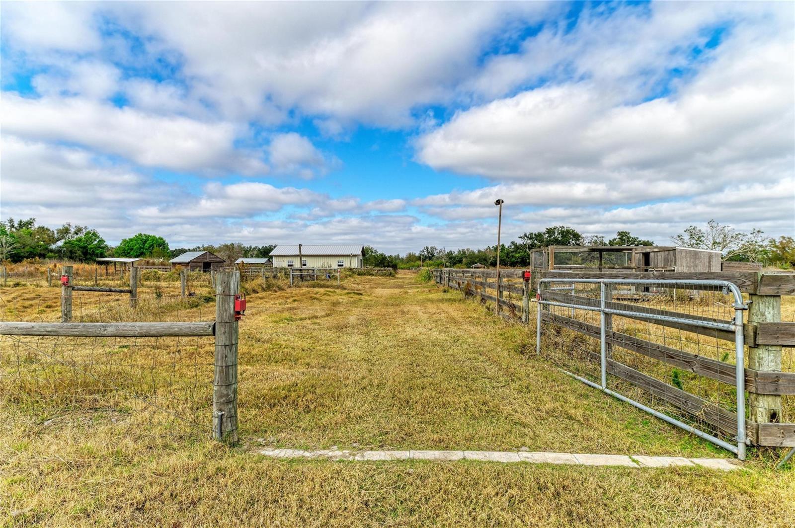 Image 59 of 85 For 13710 Golf Course Road