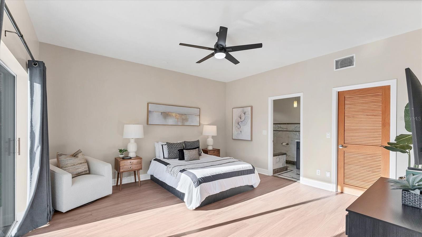 Image 35 of 68 For 7300 Cove Terrace