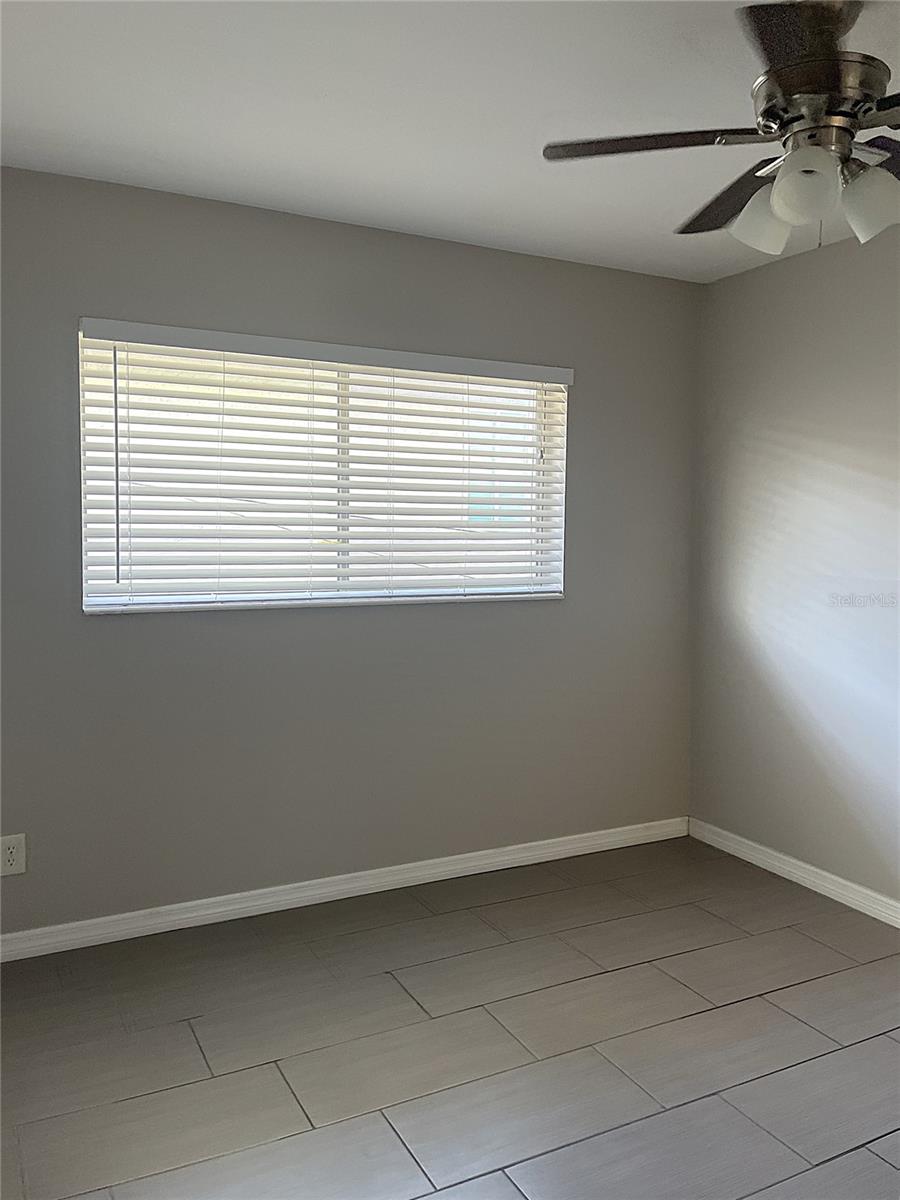 Image 9 of 20 For 3001 Bee Ridge Road 206