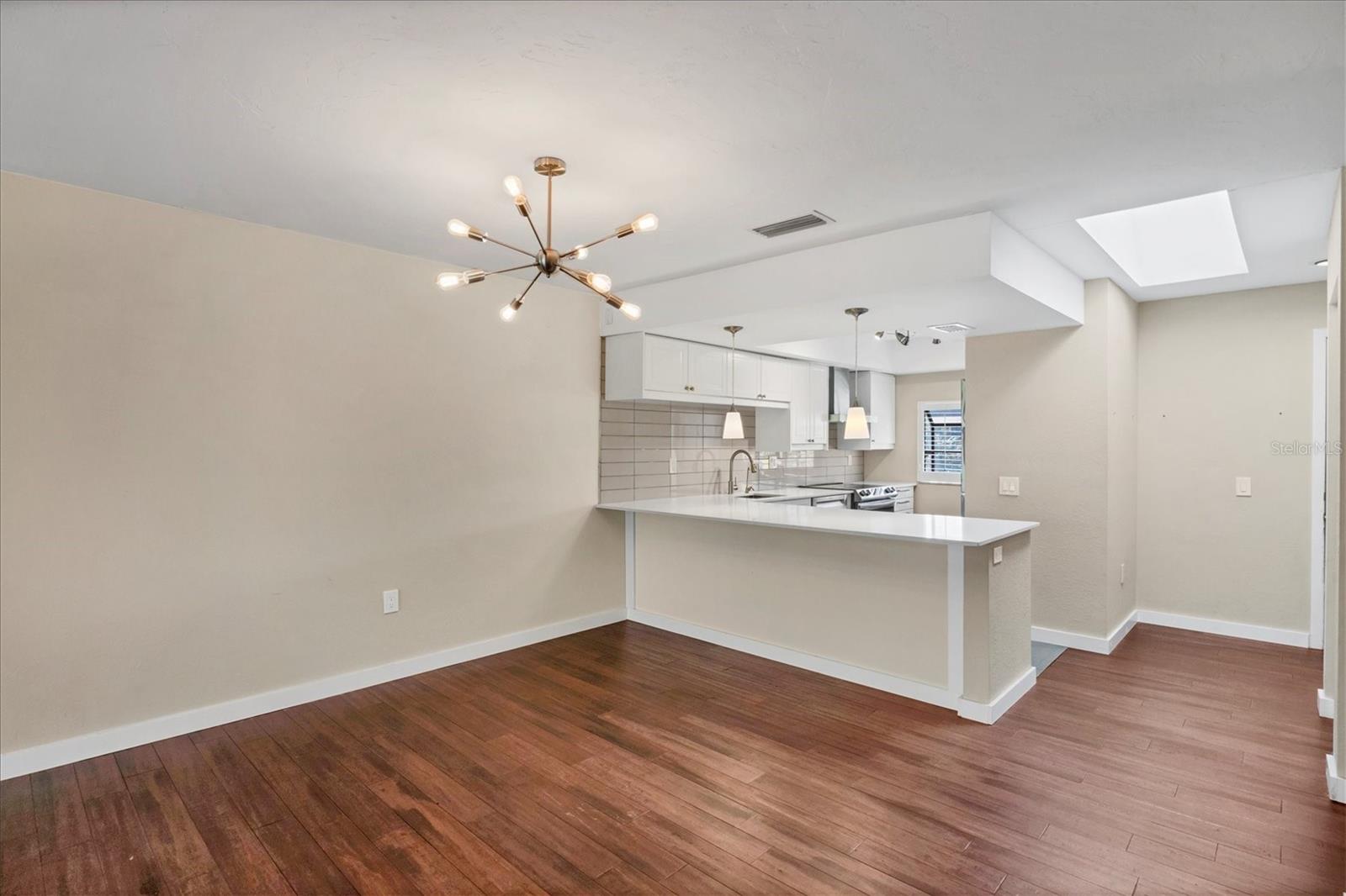 Image 11 of 49 For 3363 Cross Creek Drive 3363