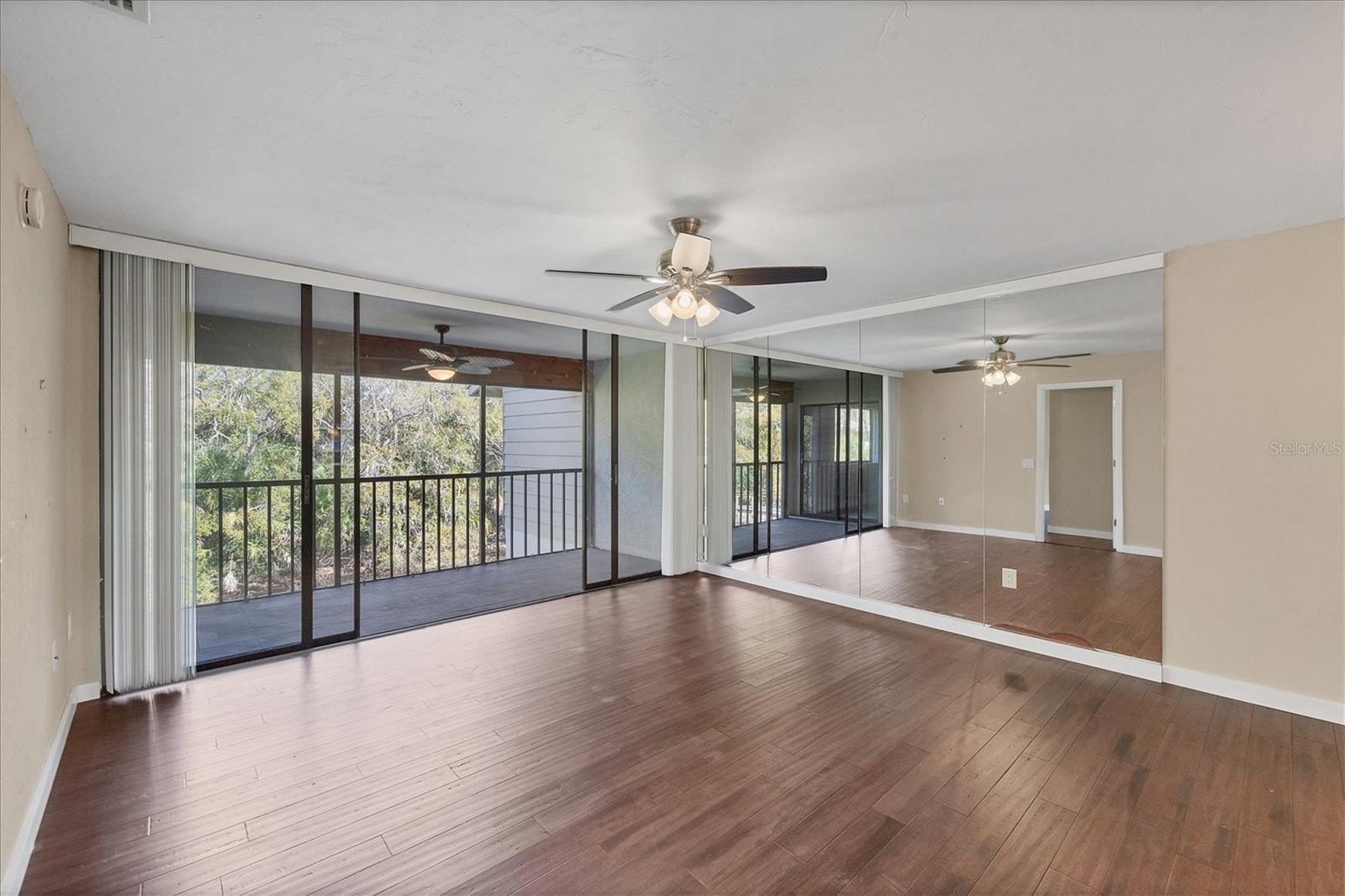 Image 13 of 49 For 3363 Cross Creek Drive 3363