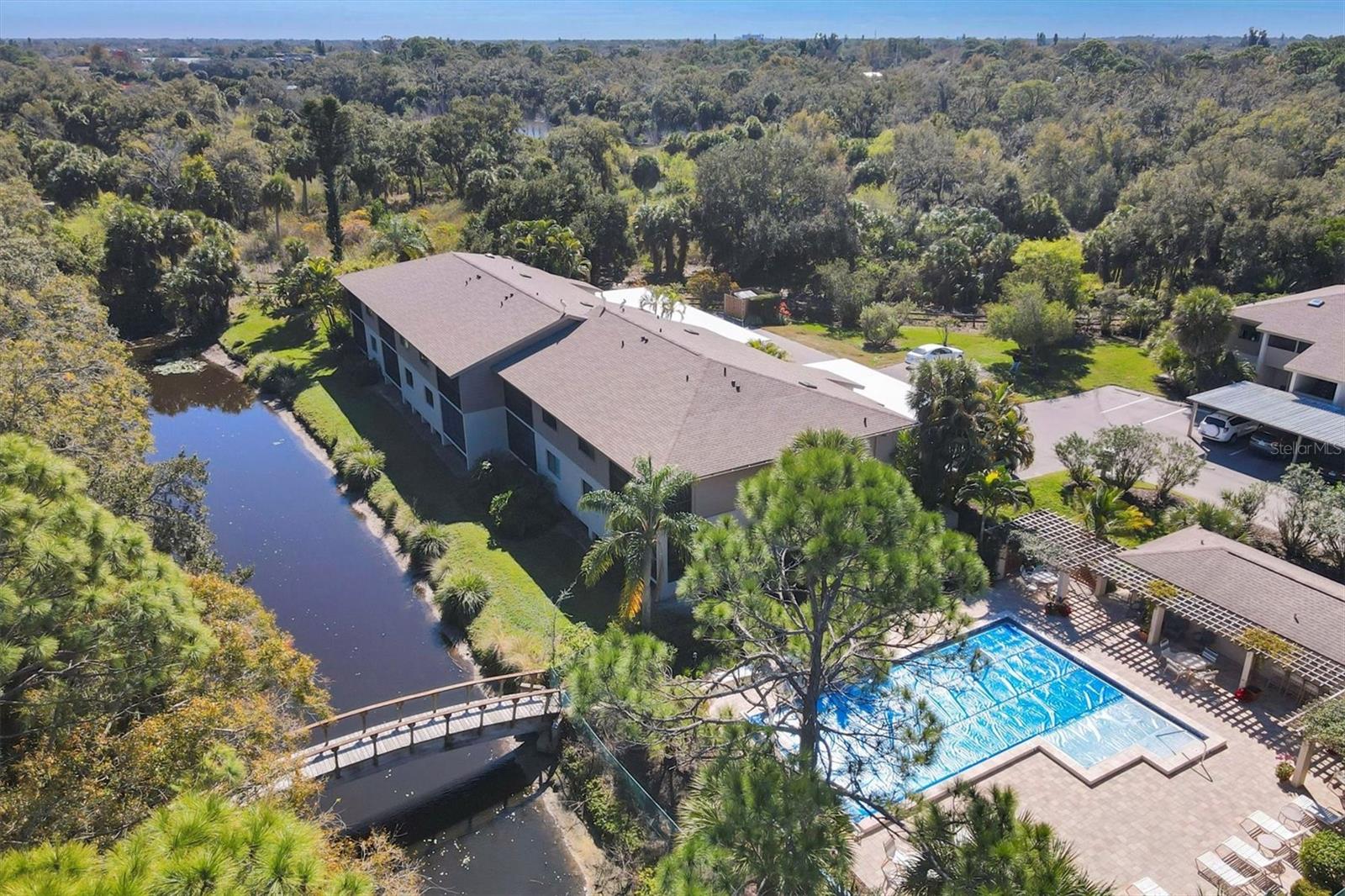 Image 39 of 49 For 3363 Cross Creek Drive 3363