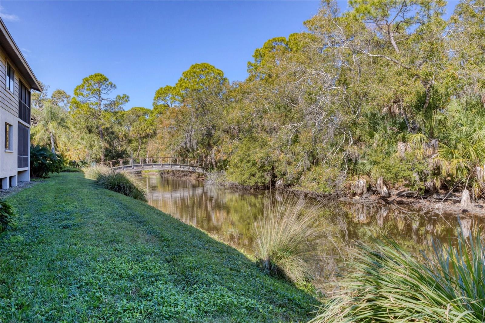 Image 41 of 49 For 3363 Cross Creek Drive 3363