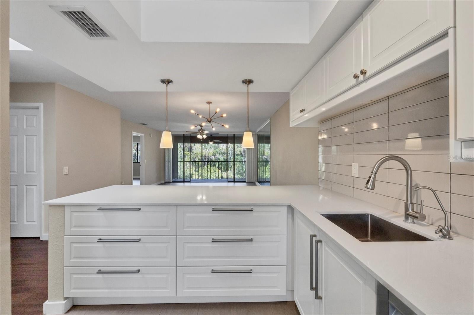 Image 6 of 49 For 3363 Cross Creek Drive 3363