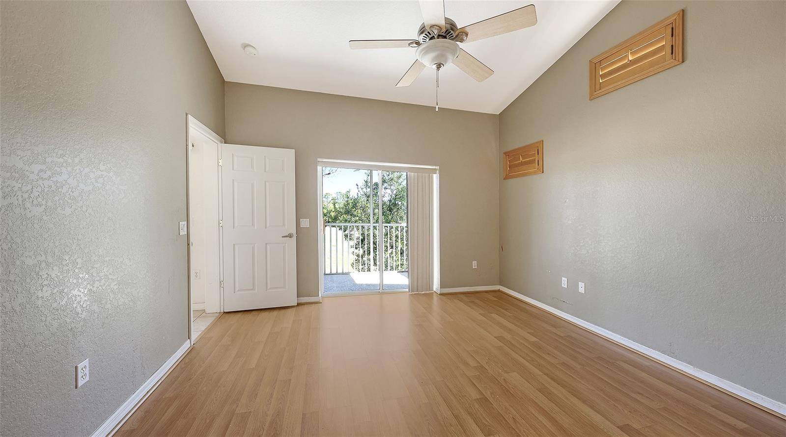 Image 12 of 63 For 7641 Sweetbay Circle 7641