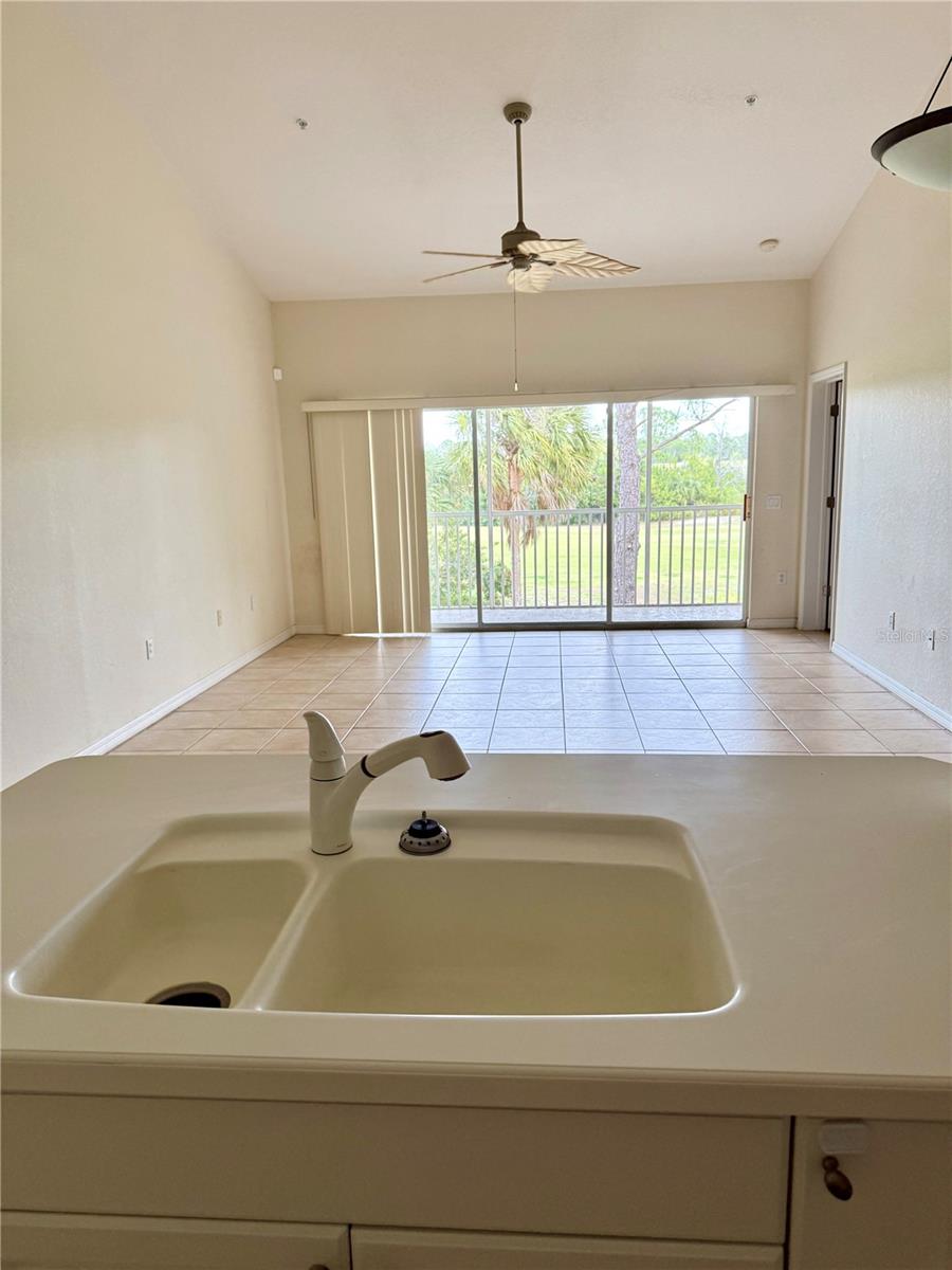 Image 20 of 63 For 7641 Sweetbay Circle 7641