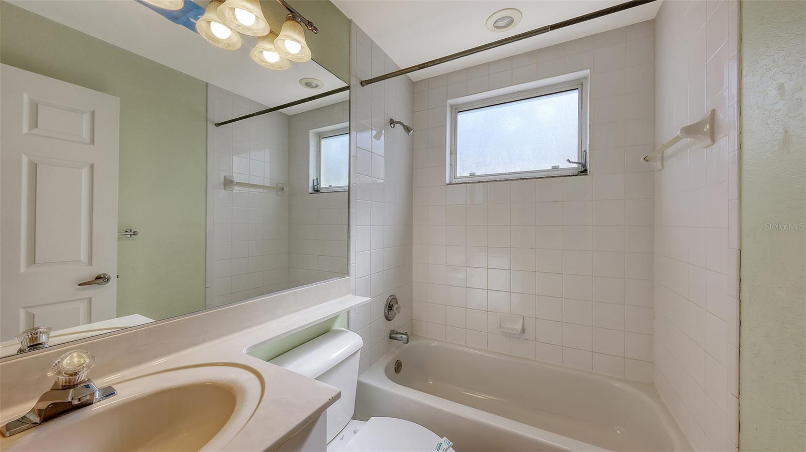 Image 29 of 63 For 7641 Sweetbay Circle 7641