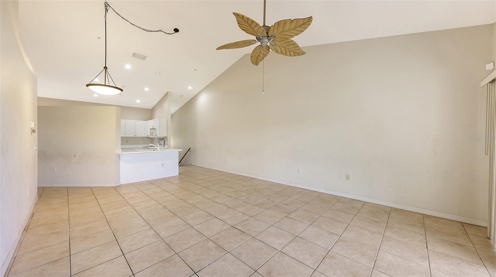 Image 7 of 63 For 7641 Sweetbay Circle 7641