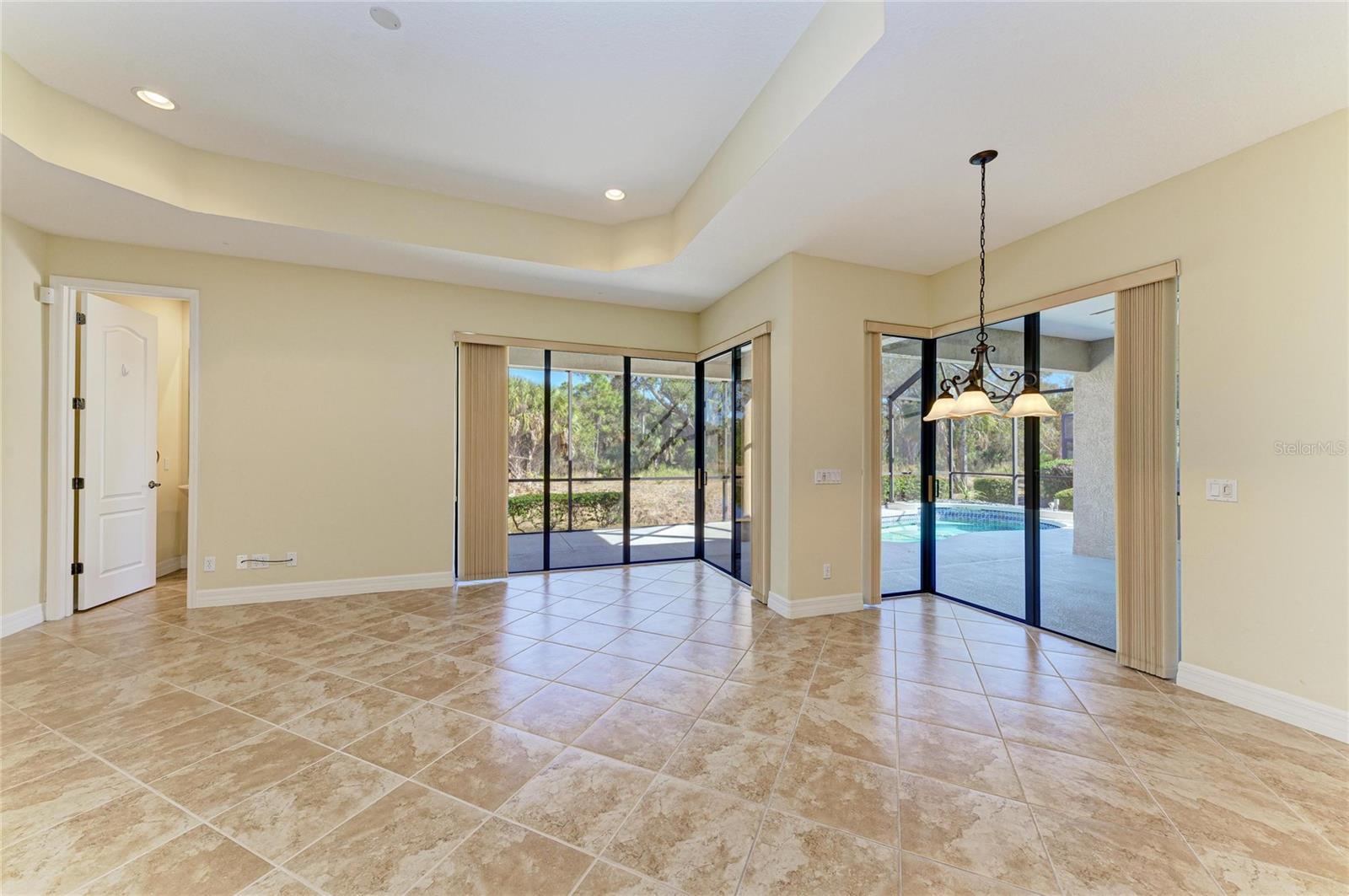 Image 18 of 63 For 650 Crane Prairie Way