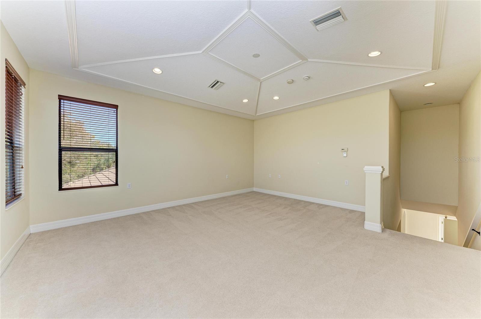 Image 33 of 63 For 650 Crane Prairie Way