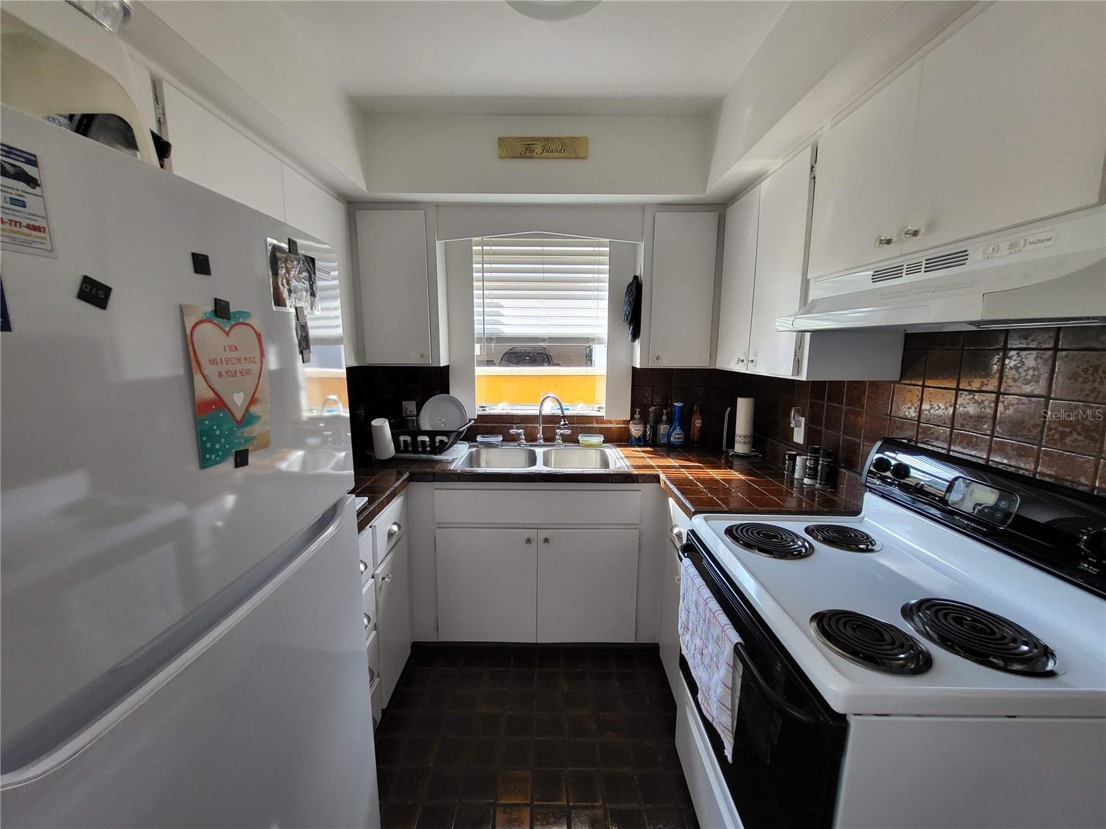 Image 12 of 15 For 301 Osprey Avenue