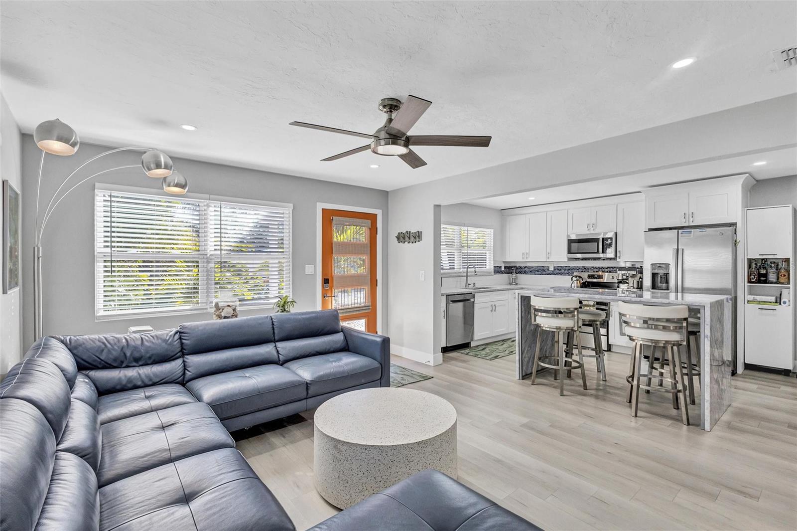 Image 12 of 64 For 821 41st Street