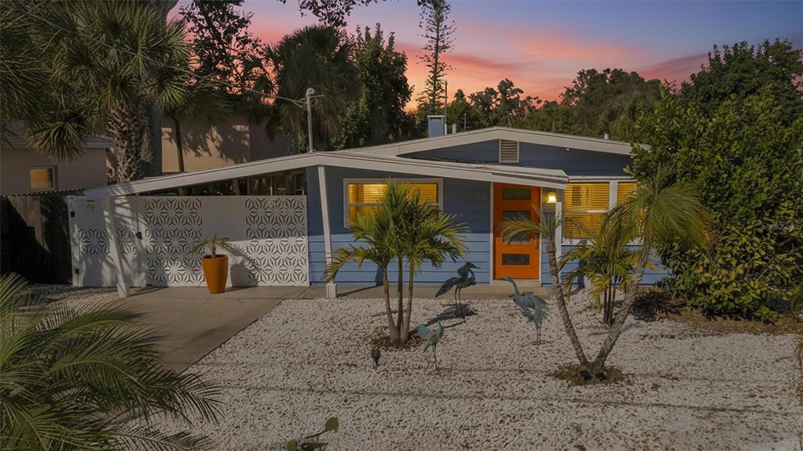 Image 2 of 64 For 821 41st Street