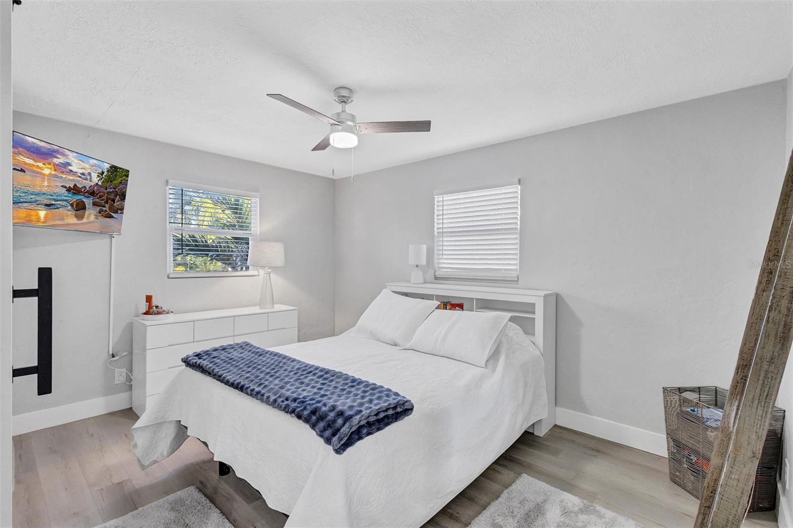 Image 20 of 64 For 821 41st Street