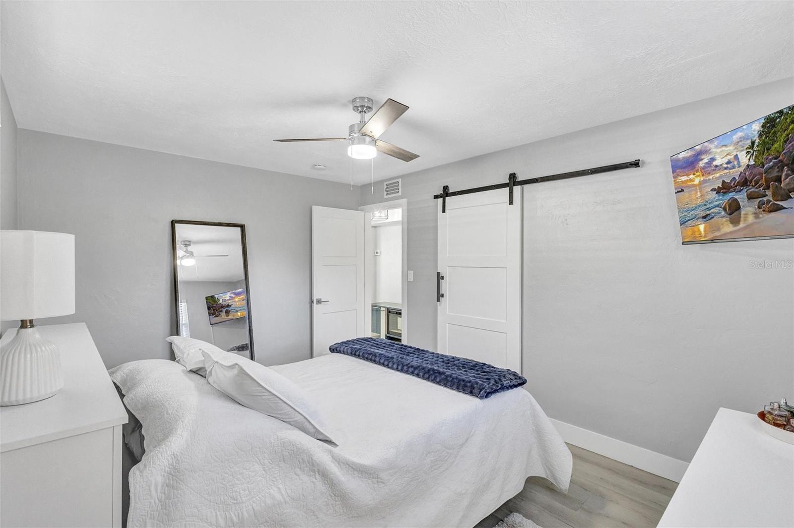 Image 21 of 64 For 821 41st Street