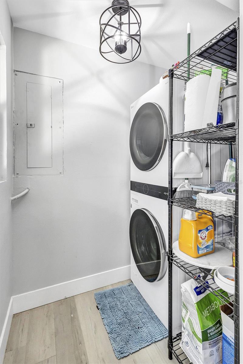 Image 35 of 64 For 821 41st Street