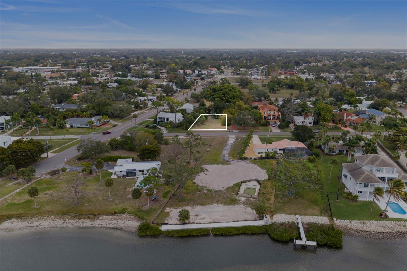 Image 13 of 23 For 7511 Westmoreland Drive