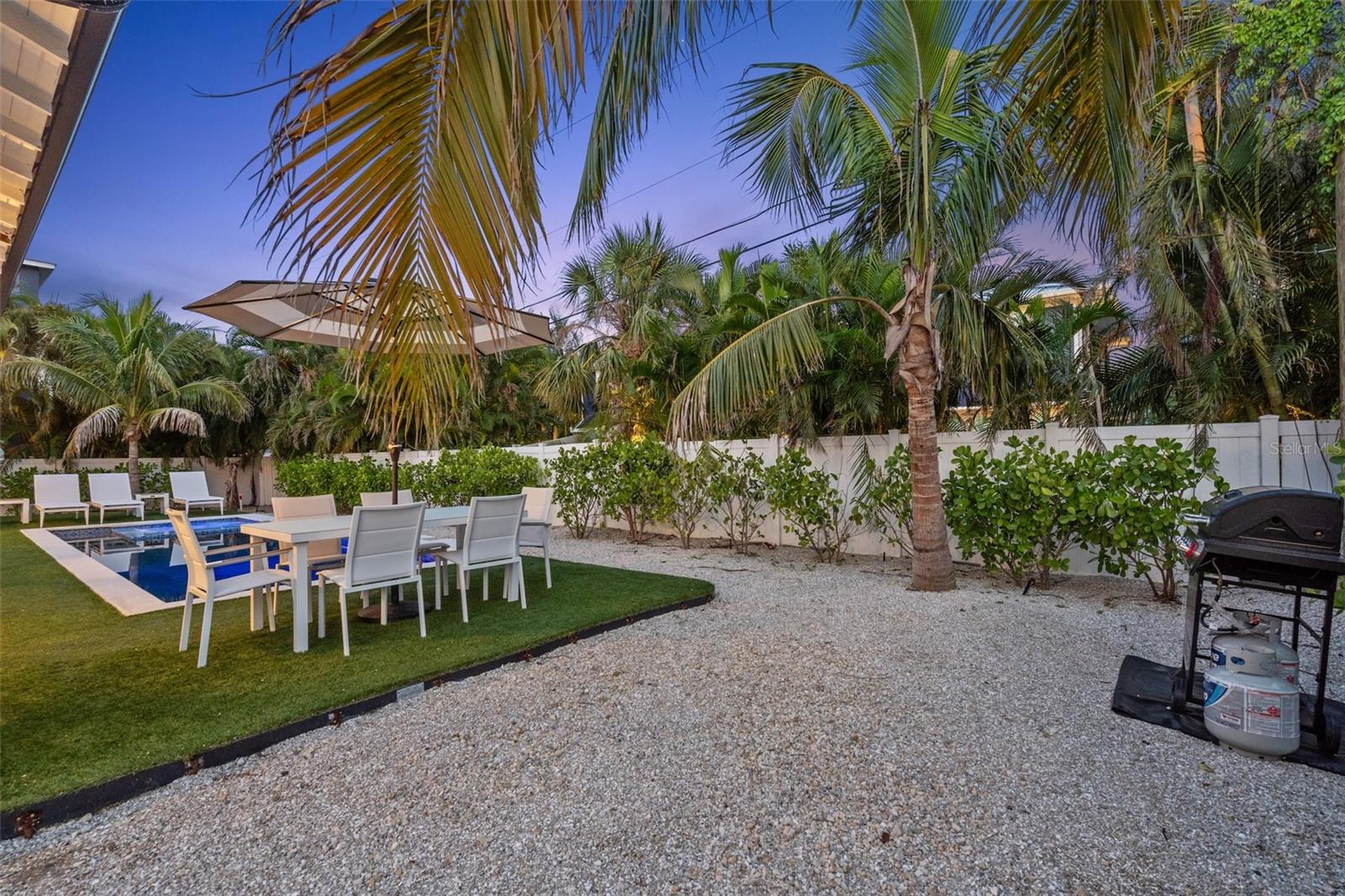 Image 17 of 59 For 305 73rd Street