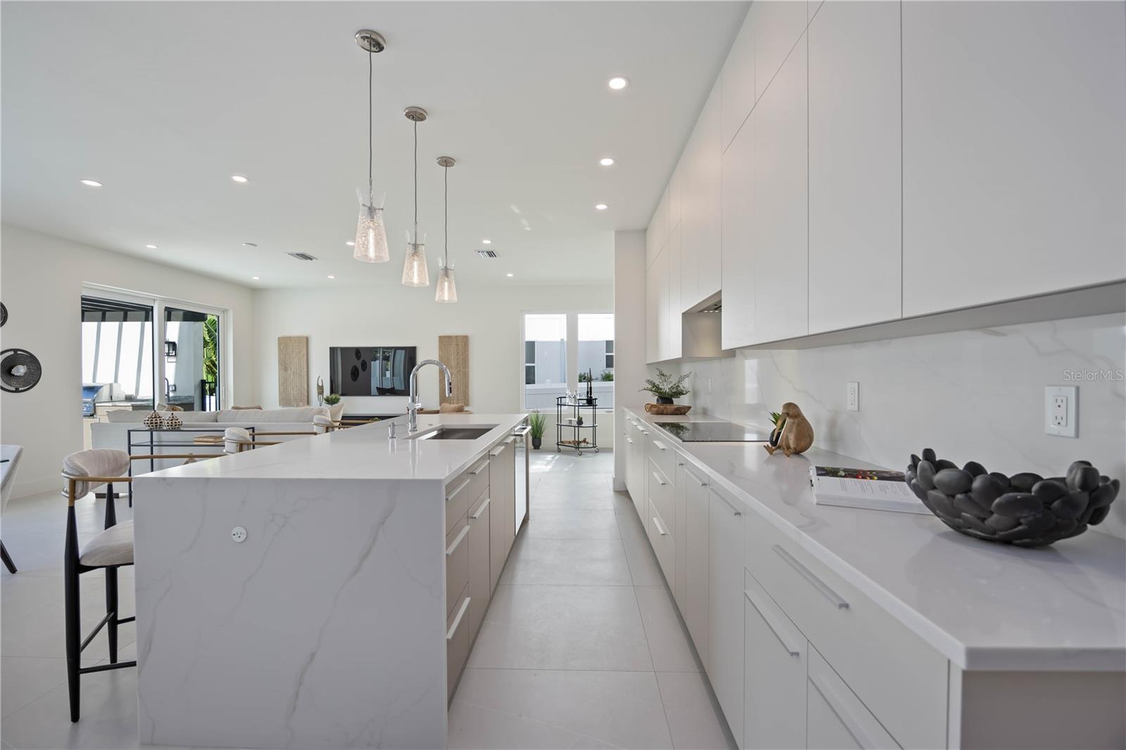 Image 18 of 73 For 2590 Floyd Street