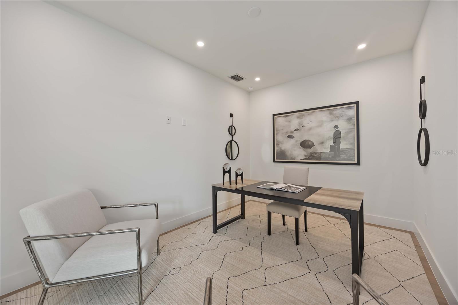 Image 26 of 73 For 2590 Floyd Street