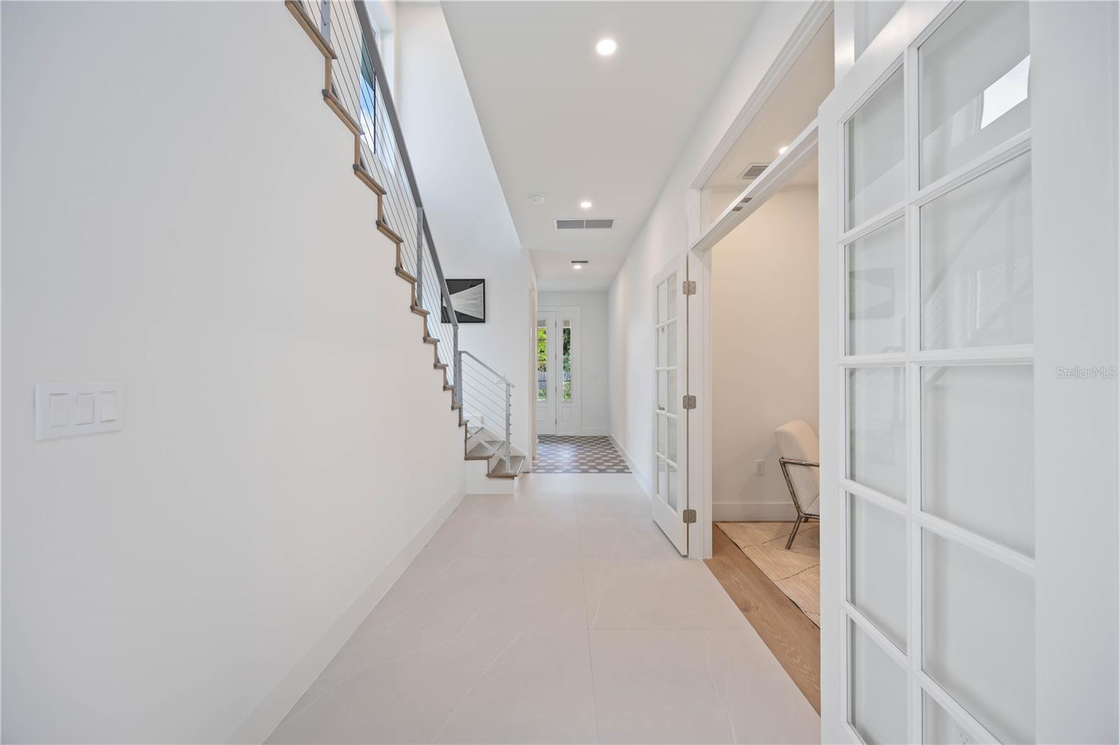 Image 3 of 73 For 2590 Floyd Street