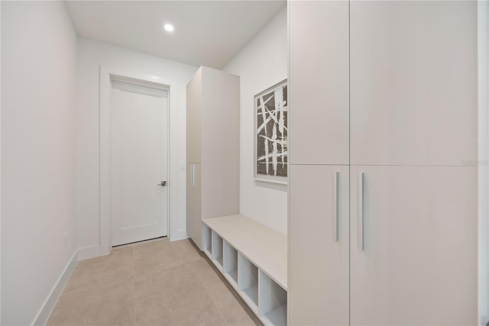 Image 57 of 73 For 2590 Floyd Street