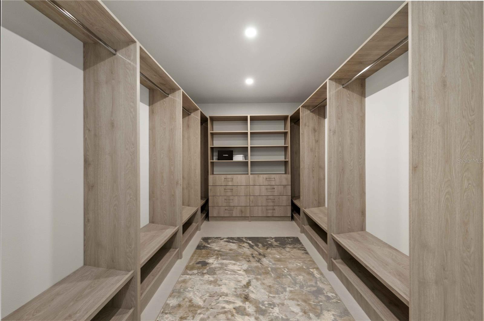 Image 60 of 73 For 2590 Floyd Street