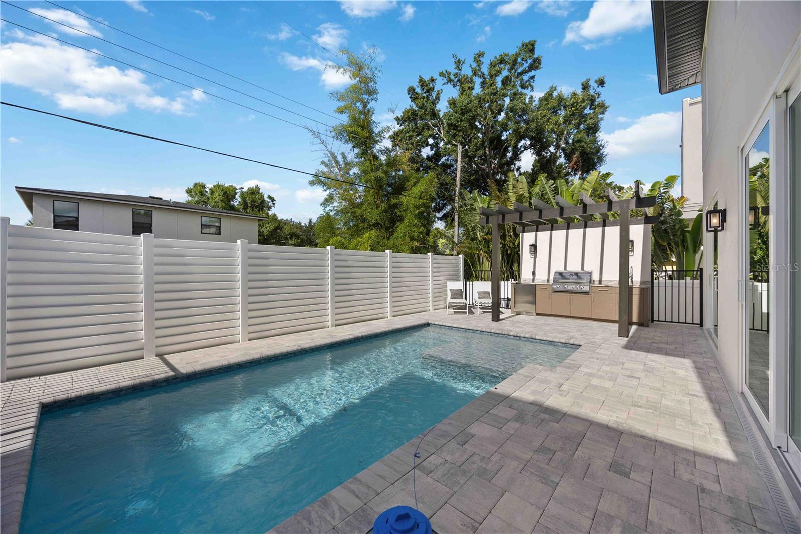 Image 69 of 73 For 2590 Floyd Street