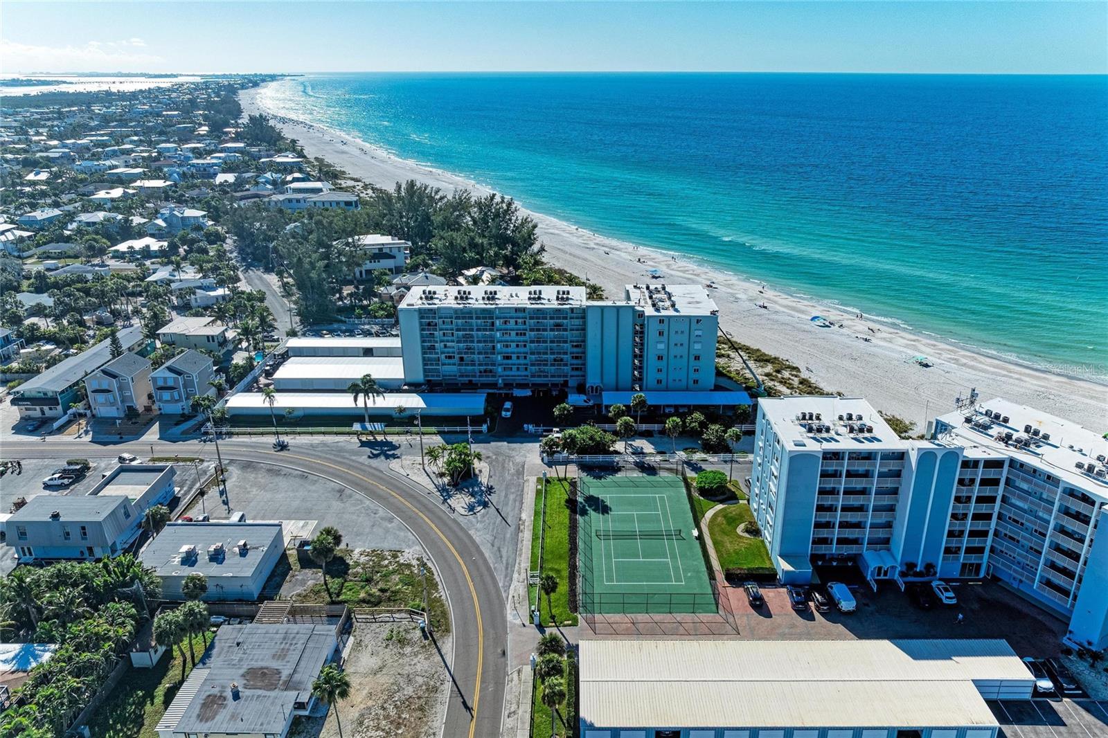 Image 13 of 53 For 5200 Gulf Drive 107