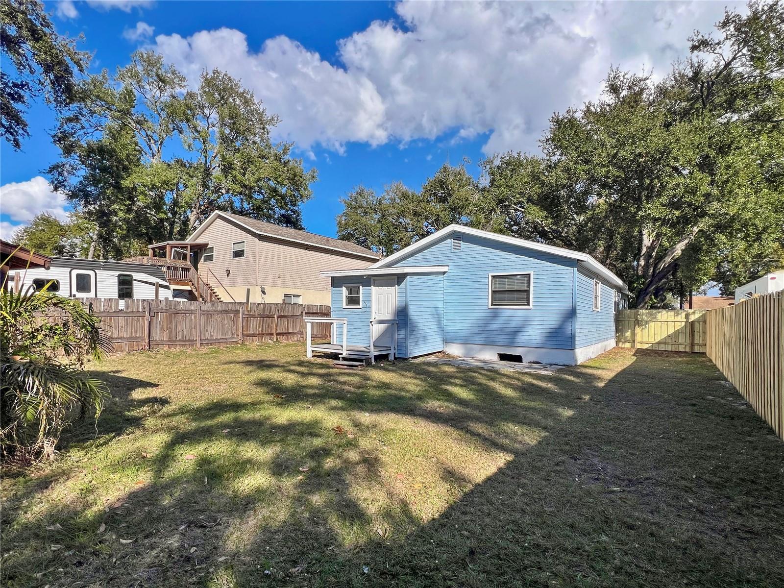 Image 24 of 27 For 1008 37th Street W