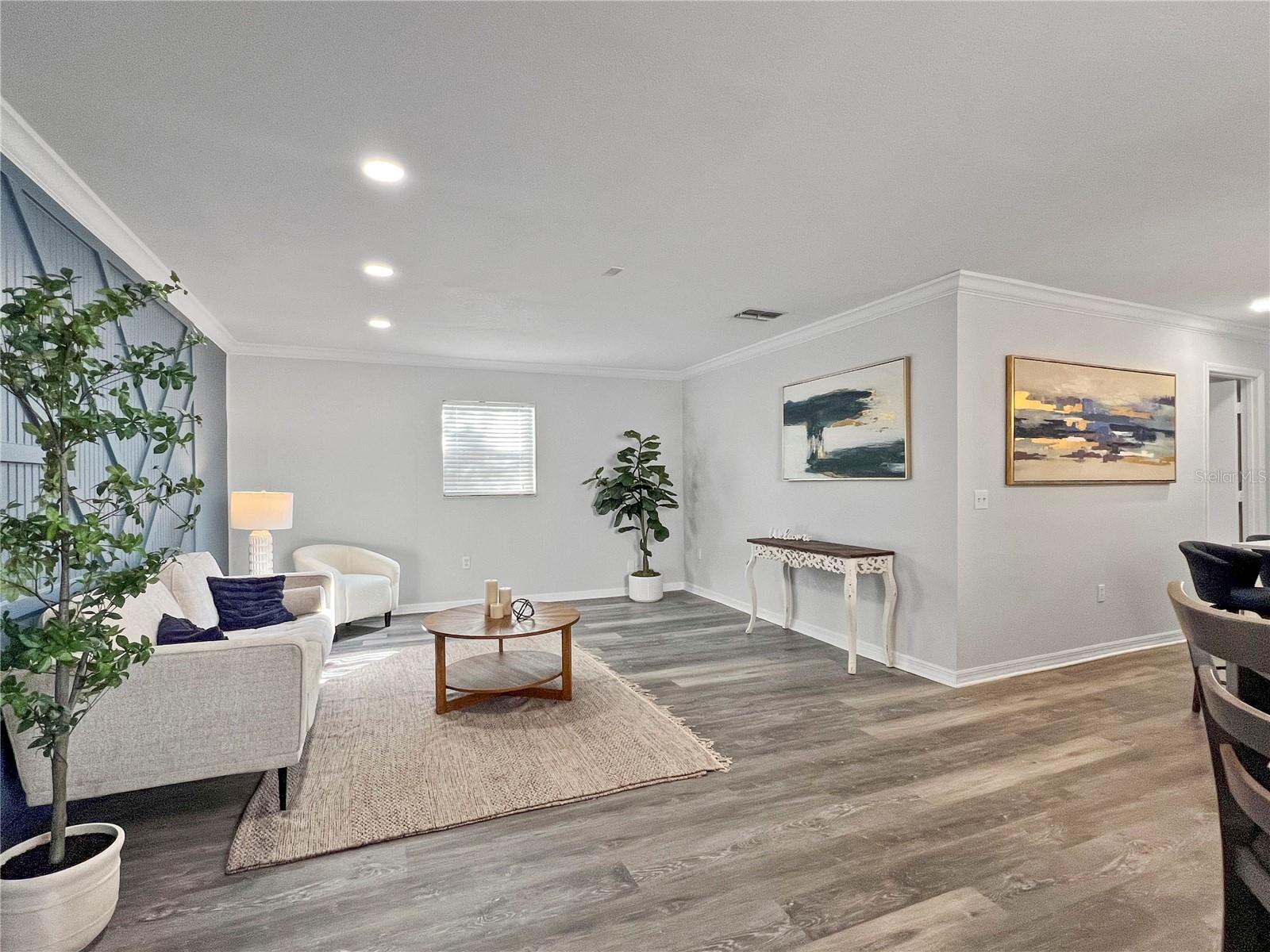 Image 5 of 27 For 1008 37th Street W