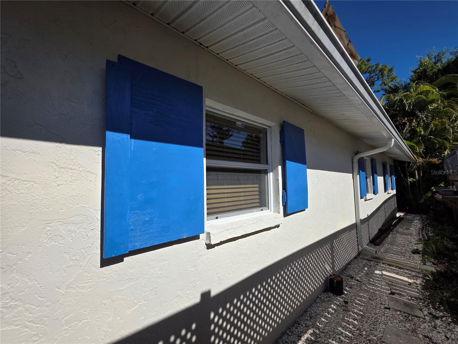 Image 4 of 32 For 4527 Pike Avenue