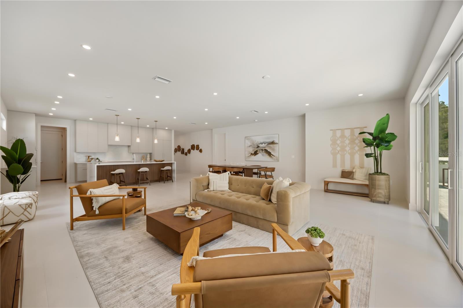 Image 21 of 84 For 2596 Floyd Street