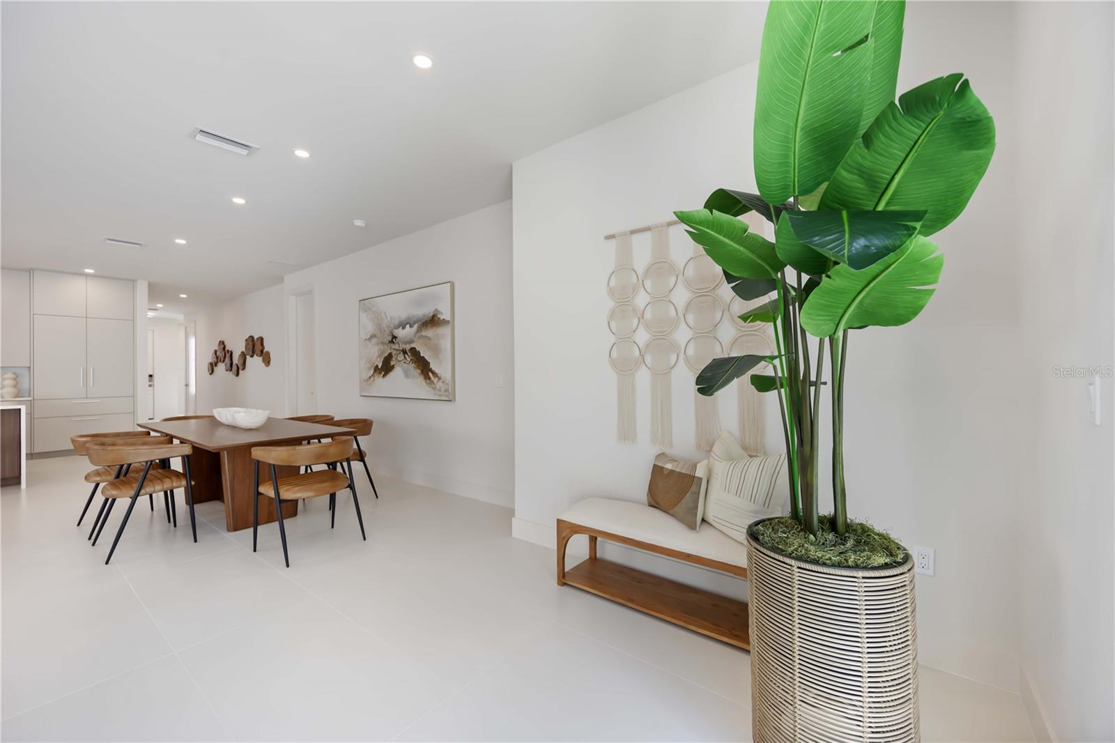 Image 23 of 84 For 2596 Floyd Street