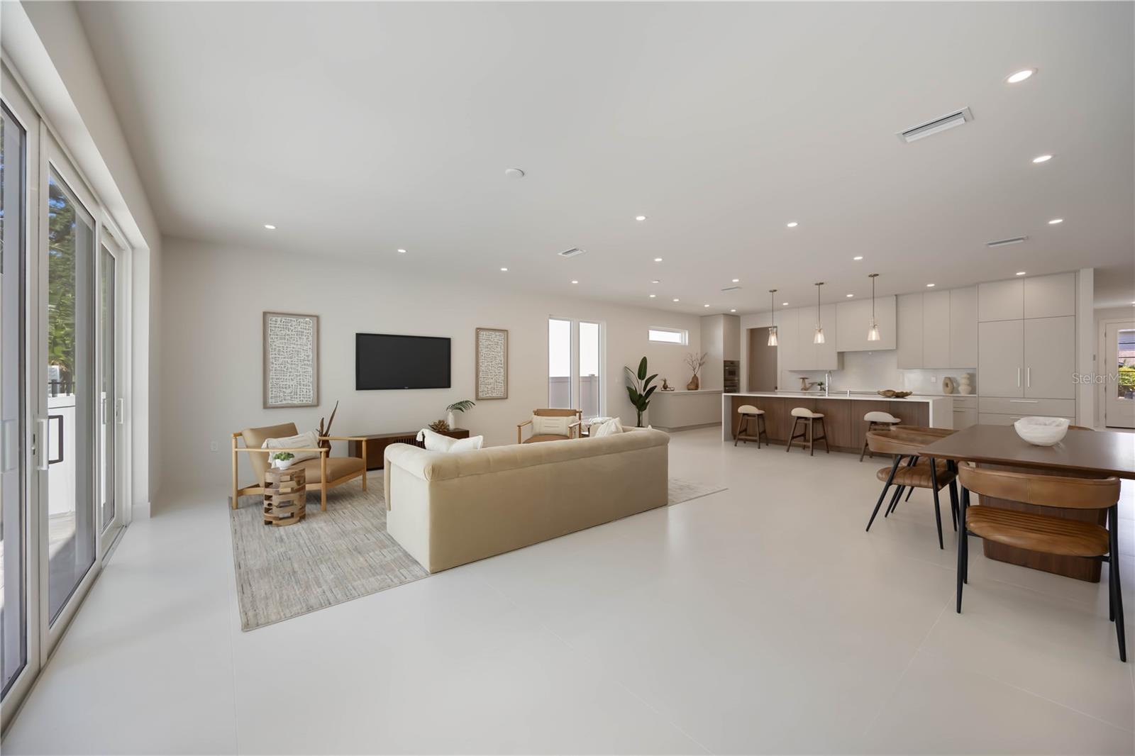 Image 25 of 84 For 2596 Floyd Street