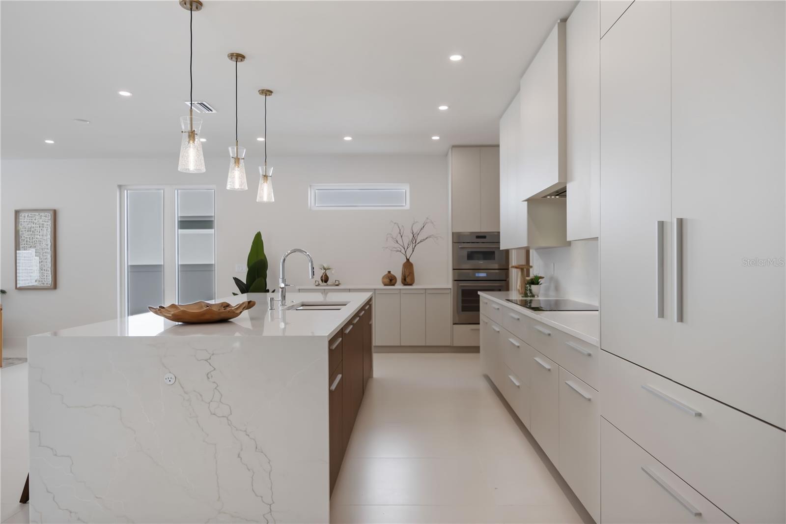 Image 6 of 84 For 2596 Floyd Street