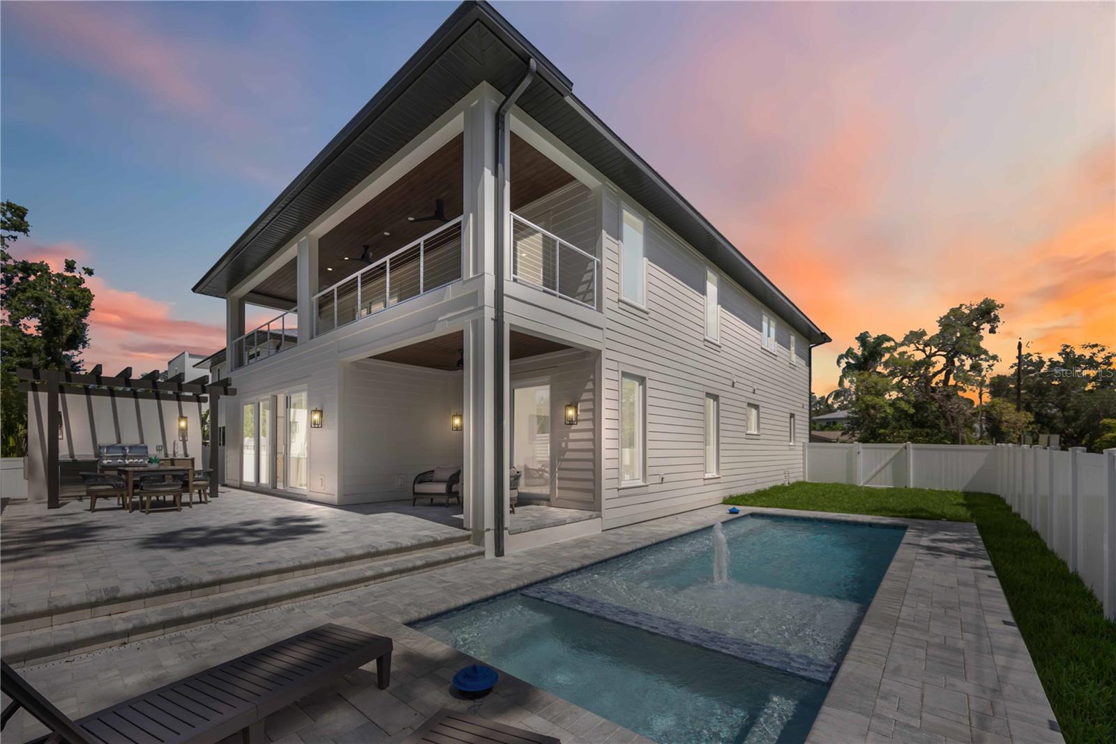 Image 73 of 84 For 2596 Floyd Street