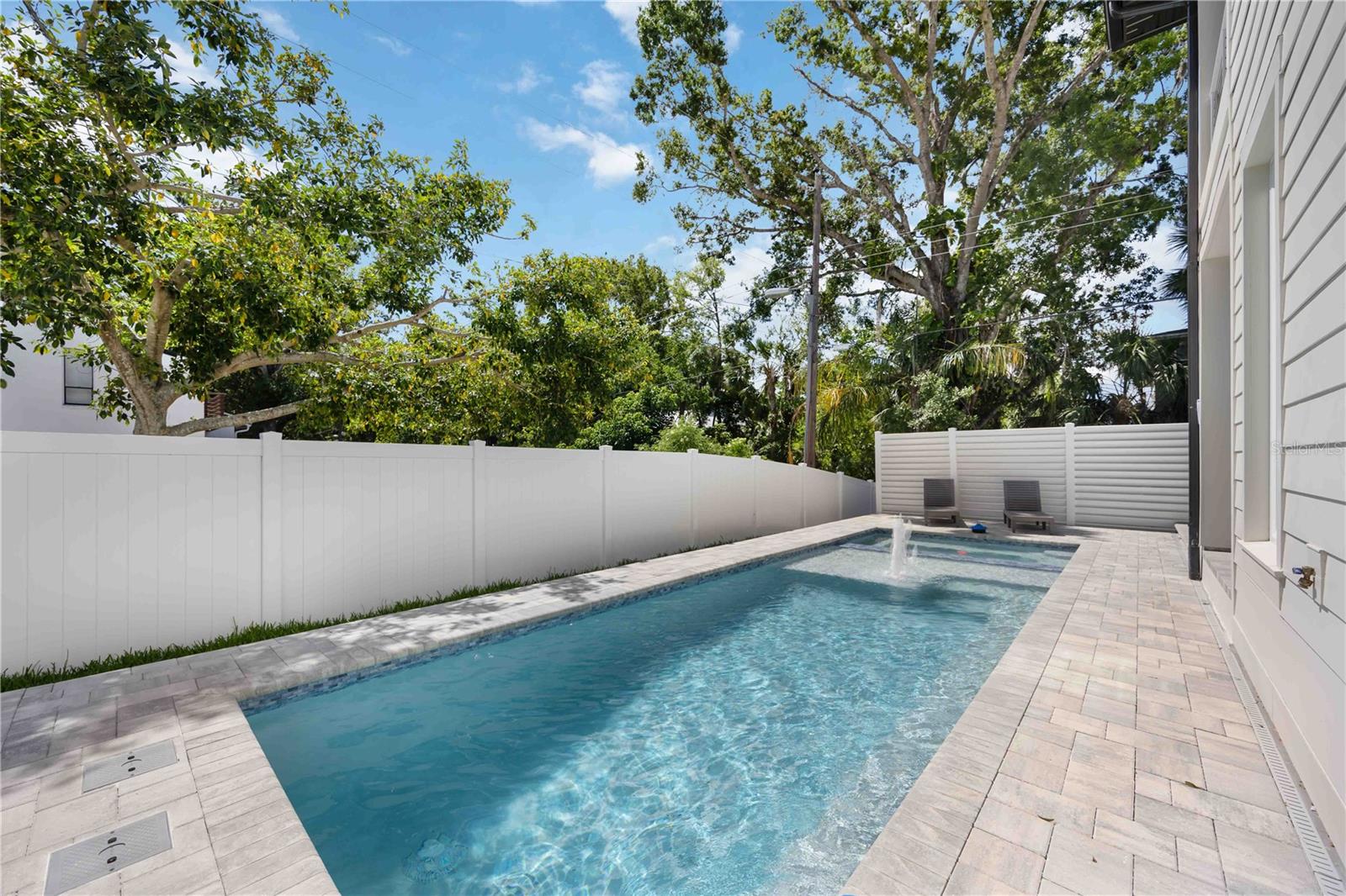 Image 81 of 84 For 2596 Floyd Street