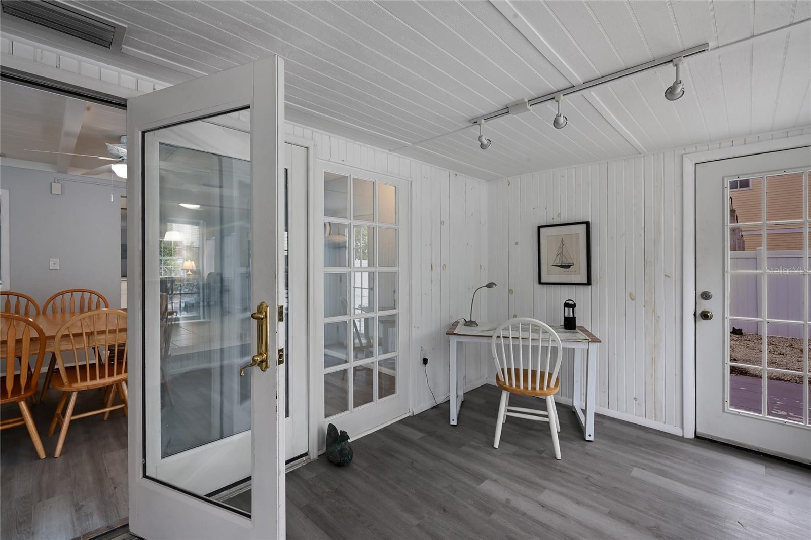 Image 23 of 39 For 120 Maple Avenue