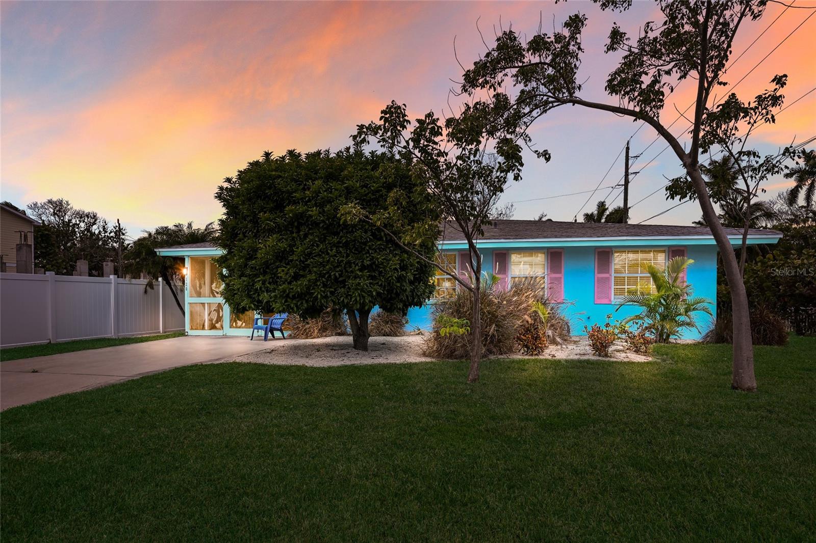 Image 3 of 39 For 120 Maple Avenue