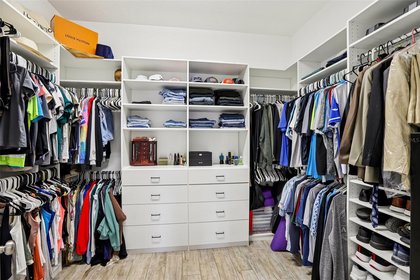 Image 16 of 36 For 4026 Salida Delsol Drive