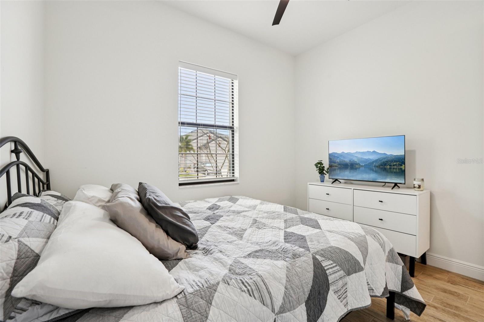 Image 18 of 36 For 4026 Salida Delsol Drive