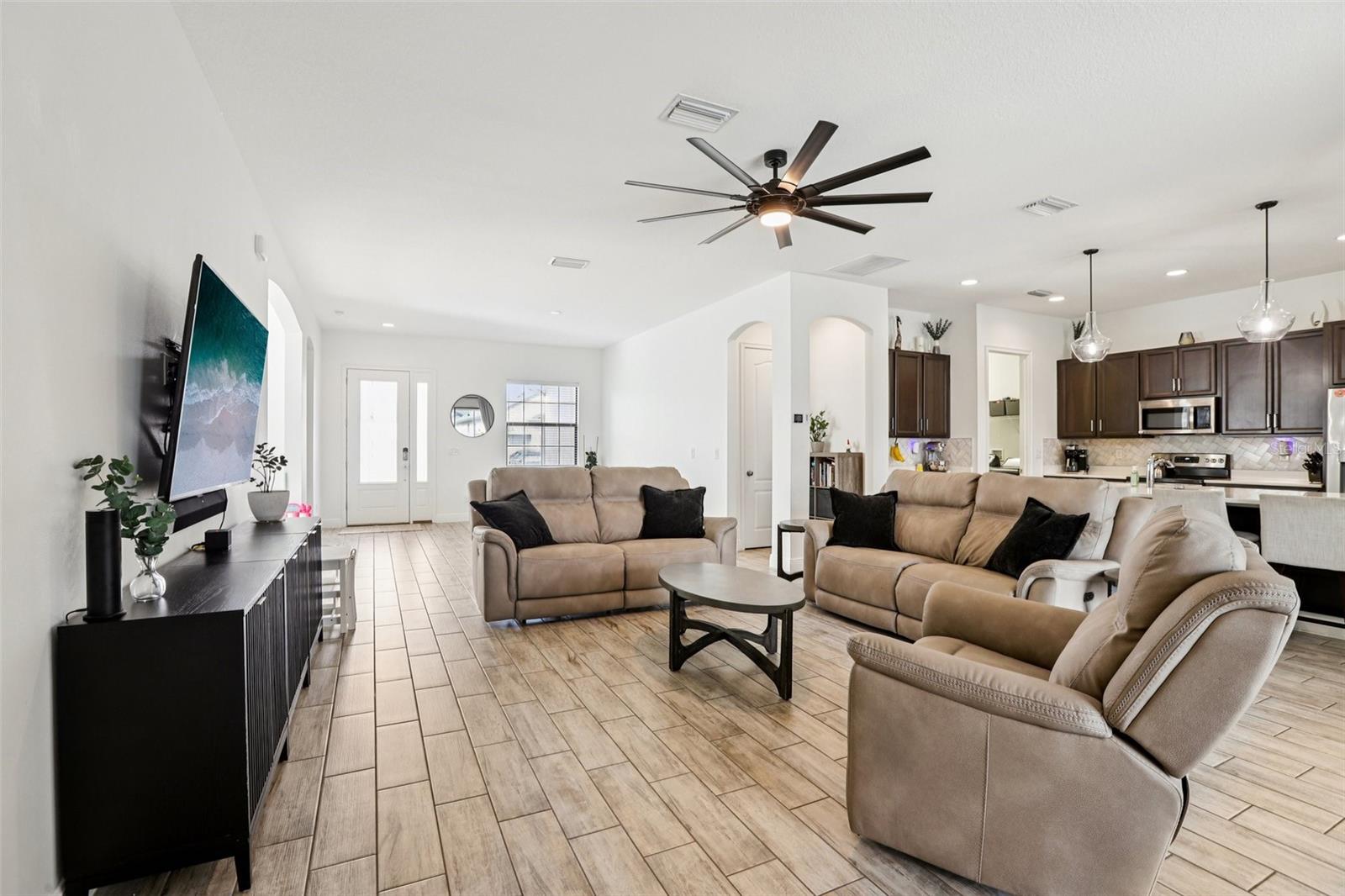 Image 6 of 36 For 4026 Salida Delsol Drive