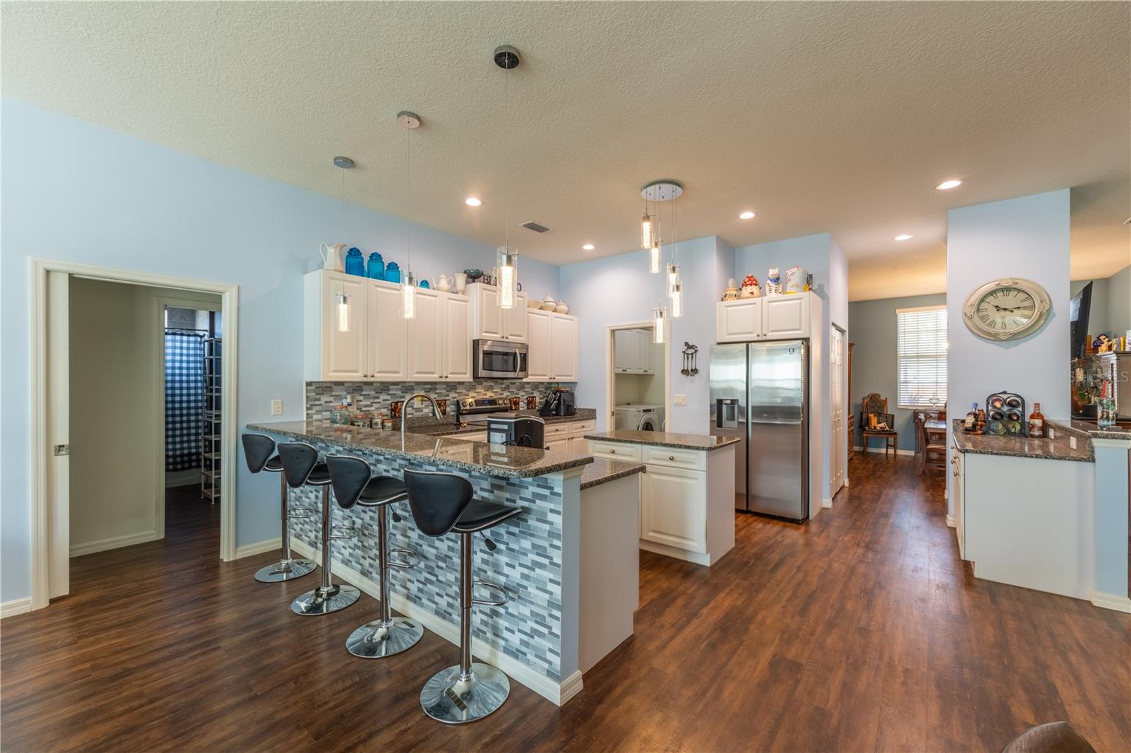 Image 10 of 38 For 6416 18th Avenue E